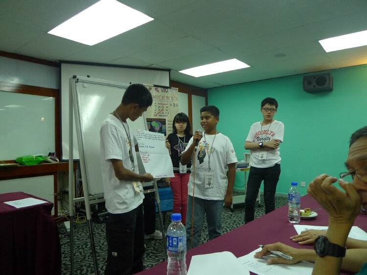 IYCv2 - 85 IYCv2 - 85